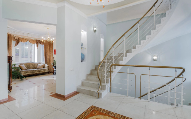 Вилла Дом 520кв на 8-х сотках