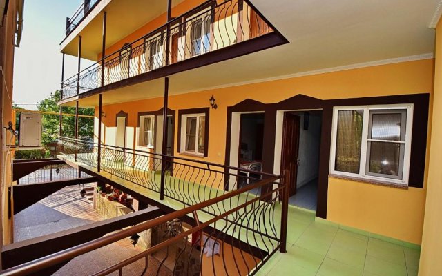 Kipr Guest House