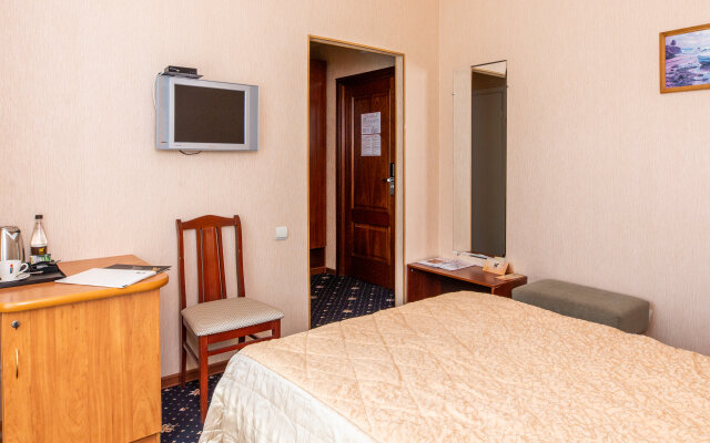 Guyot Business Boutique Hotel