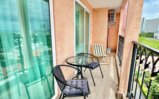 Seven Seas 2 Bedroom - Spacious Two Bedroom Apartment in Jomtien Area Apartments