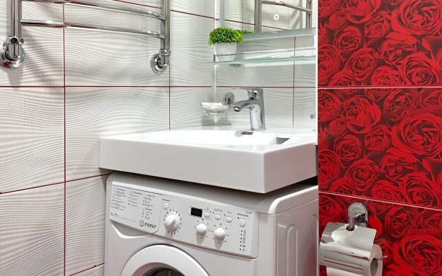 Uyutnaya studiya na Brodvee Flat