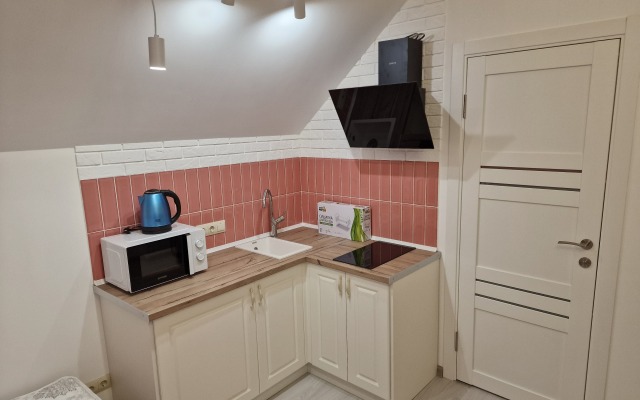BaltAtlantik nomer v stile Barbi Flat