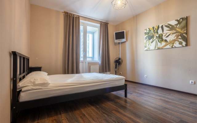 Kvarta Apartments 3 Bedrooms on Gzhatskaya St. 22/3