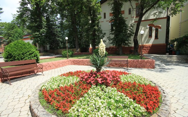 Шаляпинъ (Кисловодск)