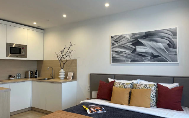 Апартаменты Family Lux с панорамным видом на Остров Мечты и на город