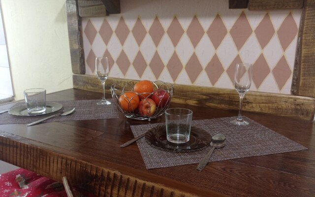 Квартира Live-In-Comfort на Творчества 1к1