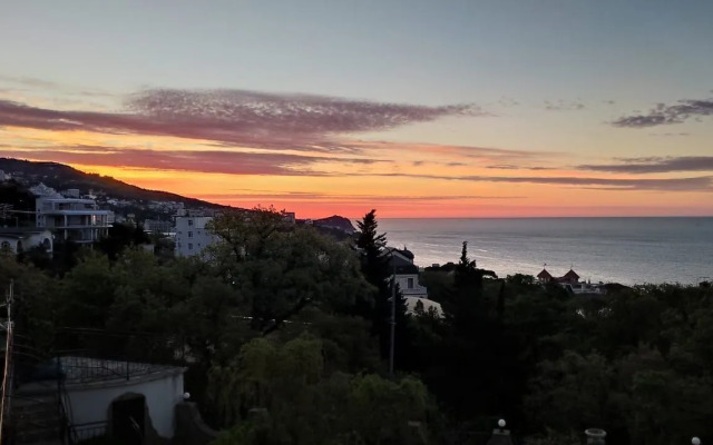 Апартаменты уютные на Кореизском шоссе 1Д