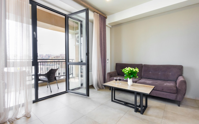 S Sovremennym Dizaynom Na Ulitse Kokhbatsi, Ko1617 Flat