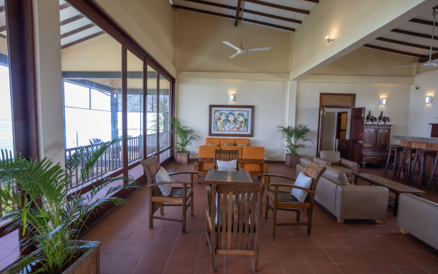 South Point Ocean 8 bedroom beach front Villa