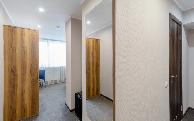 Hotel Mayak