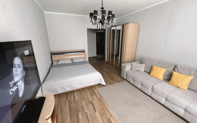 U Rivyery Chistopolskaya 72 Flat