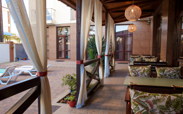 Marko Polo Hotel