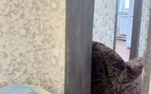 Частный дом Трехкомнатный на улице Локомотивная 4