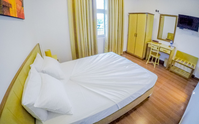 Yoho Shamaz Galle Villa