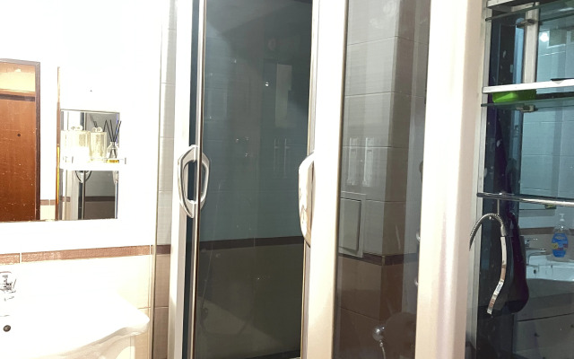 S Dvumya Spalnyami Ulitsa Sovetskaya Flat