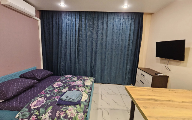 Na prospekte Astrakhova 7  Zona Komforta Flat