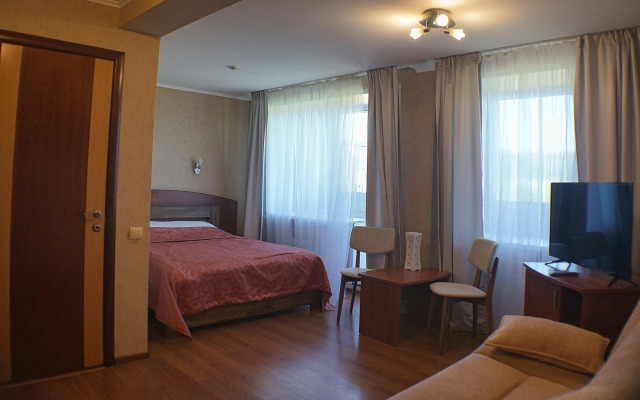 Pribrezhnyij Yarburg Park Hotel