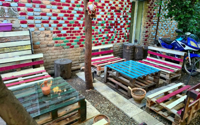 Colors Hostel