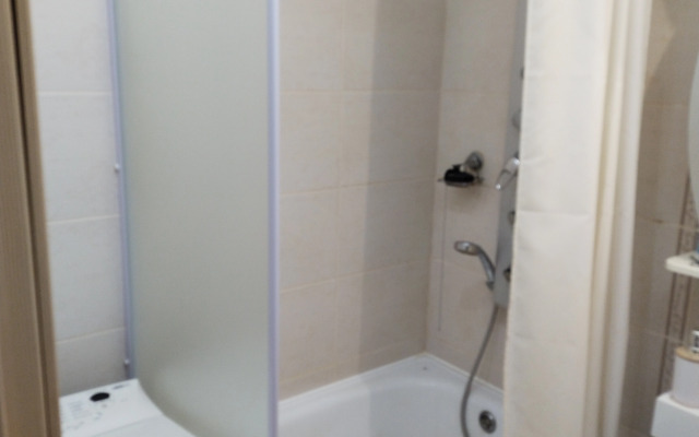 Proletarskaya D.47 U Nizhnego I Verkhnego Ozera Flat