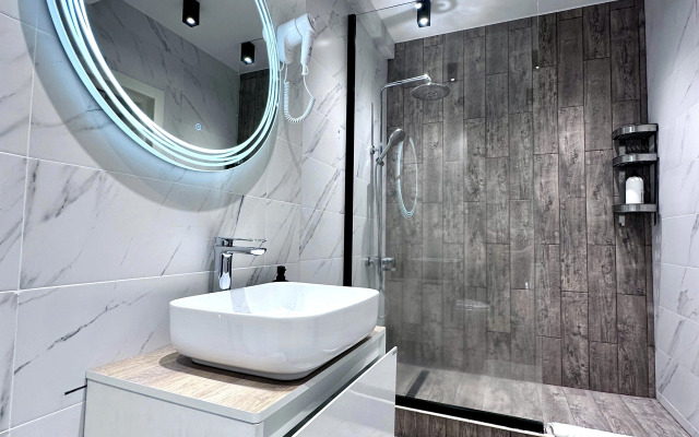 Квартира Дом 89 4комн на Энтузиастов 8