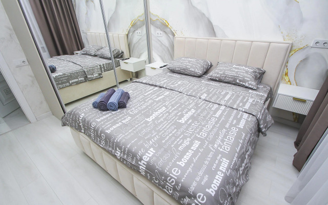 Квартира 2 комнатная Университетская 43