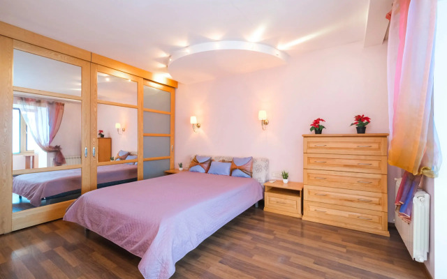 Kvartirka-Nsk Na Prospekte Marksa 26/4 Apartments