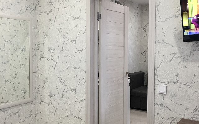 Апартаменты 2 Кольский 162