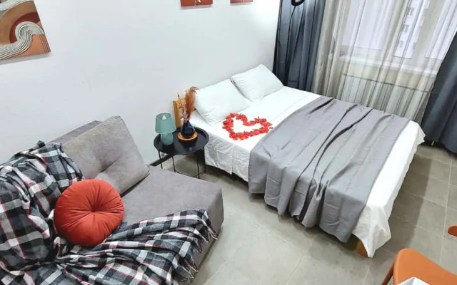 Aksakova 81 Flat