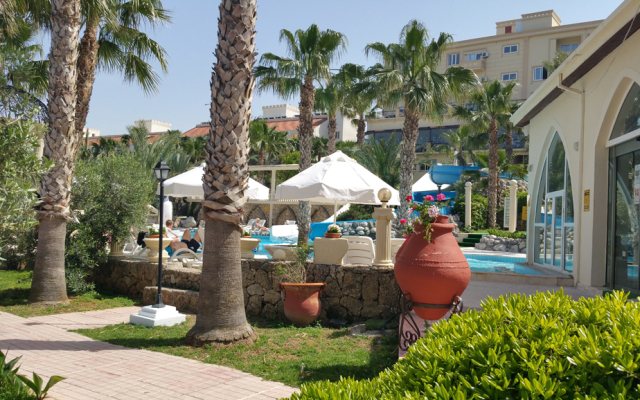 Oscar Resort Hotel