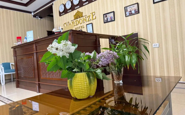 Vardonze Hotel