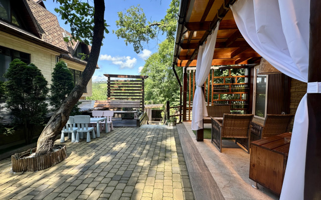 Family Guest House