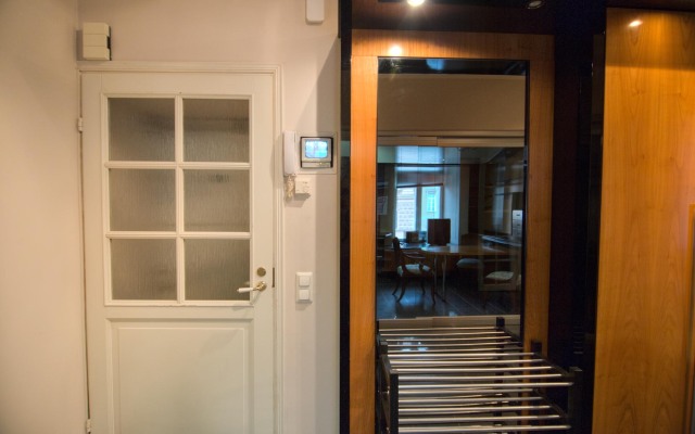 Апартаменты Апарт 24 у Эрмитажа с видом на реку Мойку