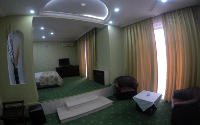 Premier Hotel (by Travel Agency)