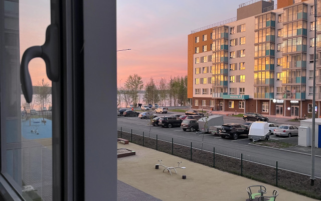 Otlichnaya yevrodvushka na beregu Onego Flat