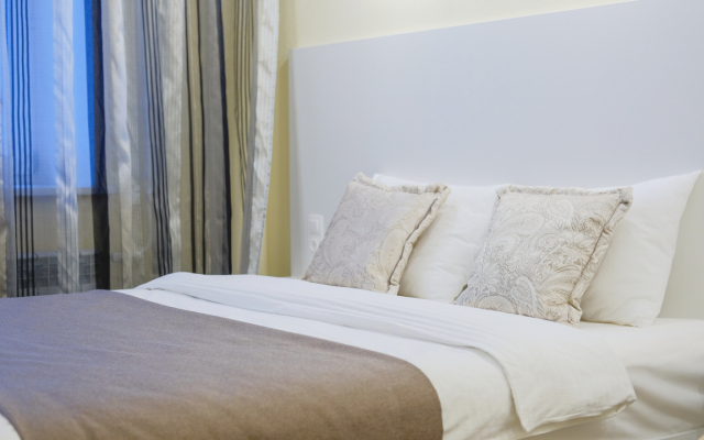 Апартаменты Петровские на Карташова 29 Б (1)