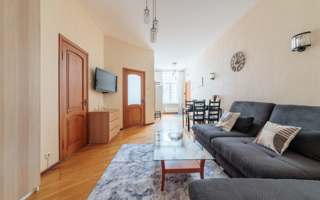 Квартира Светлая квартира на Невском