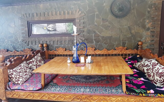 Samarkand Guest House & Restaurant