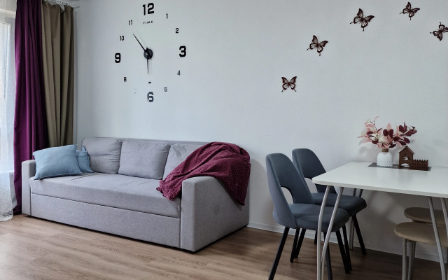 V novom ZHK 4 ryadom s Veresayeva Uyutnyy Dom Flat