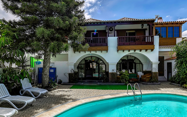 Villa Golf Las Americas Guesthouse