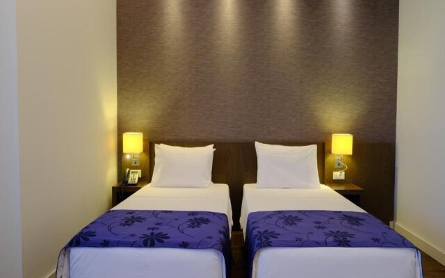FEZ INN Hotel