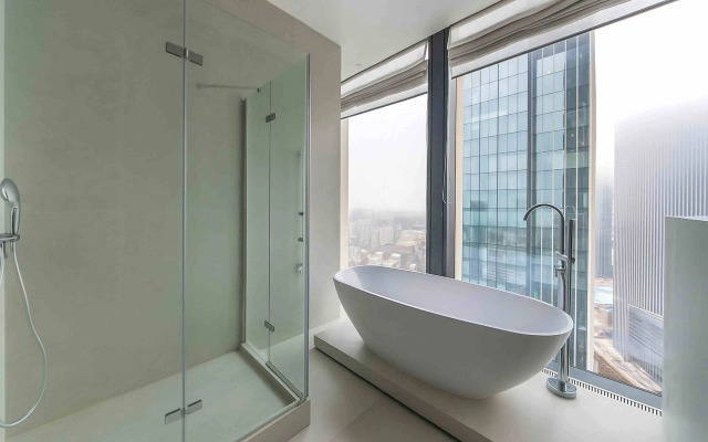 Апартаменты Ванна у окна! Объект для Ваших фото!