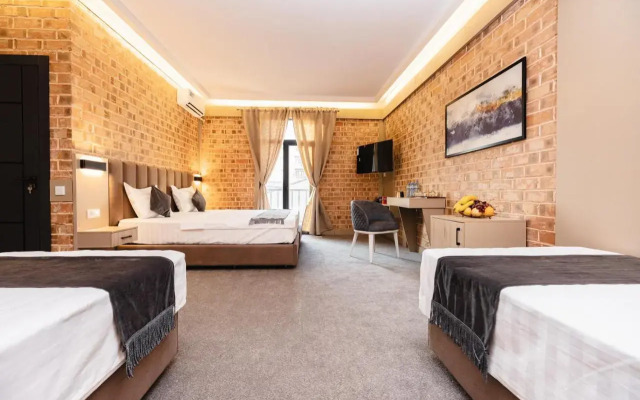 Art Air Hotel