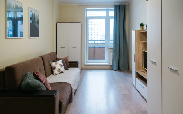 Квартира на Верности 17