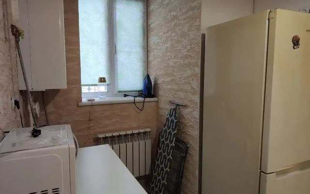 V Tsentre Starogo Rostova-Na-Donu Flat