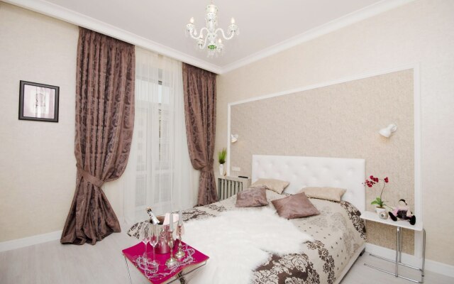 Roskoshnye Na Nezavisimosti Apartments