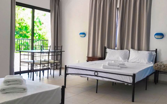 Athinas Court Apart-hotel