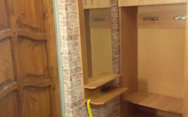 Апартаменты 1 комнатная квартира Циолковского 38 кореновск