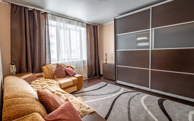 S Dushoy Apartments
