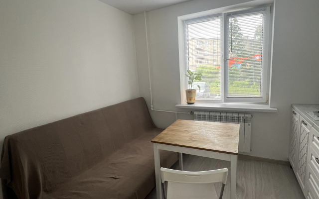 2/2 Vladimir Flat
