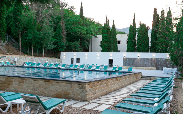 Гостевой дом в Алуште в Профессорском уголке